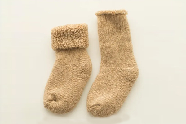 8 Advantages of Wool Socks for Babies and Toddlers