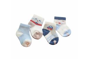 How to choose socks for your baby